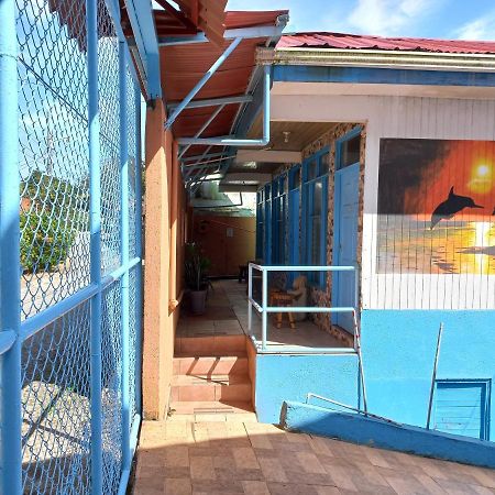 Hotel La Uvita Puerto Limon Ngoại thất bức ảnh